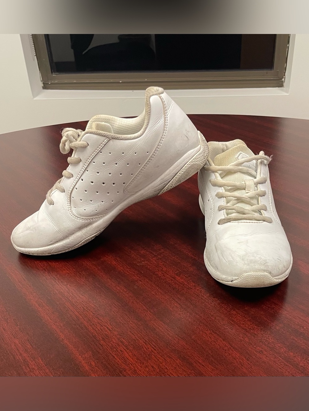 Rebel Rise Cheer Shoes White Women’s 7.5